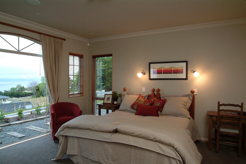 Tauhara Sunrise Lodge Таупо Екстериор снимка