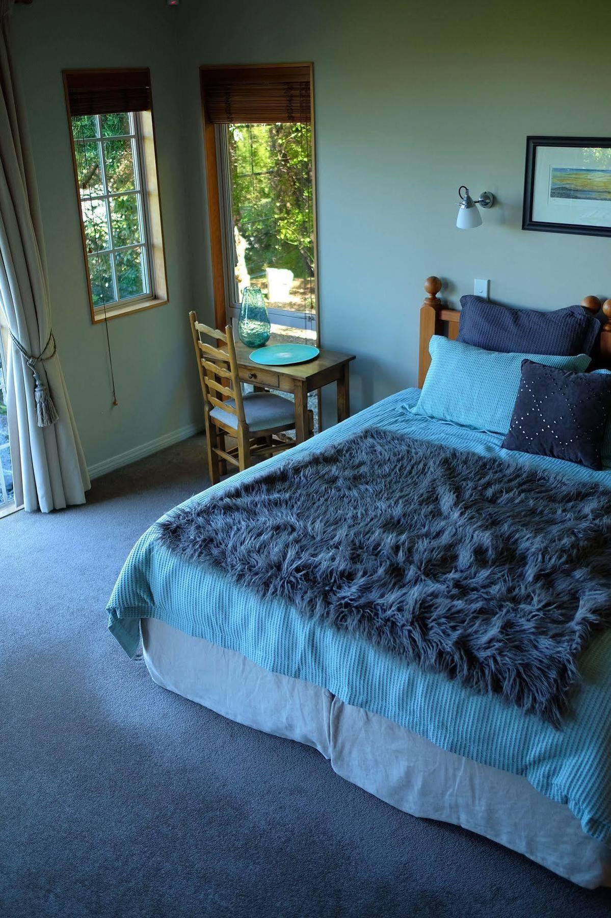 Tauhara Sunrise Lodge Таупо Екстериор снимка