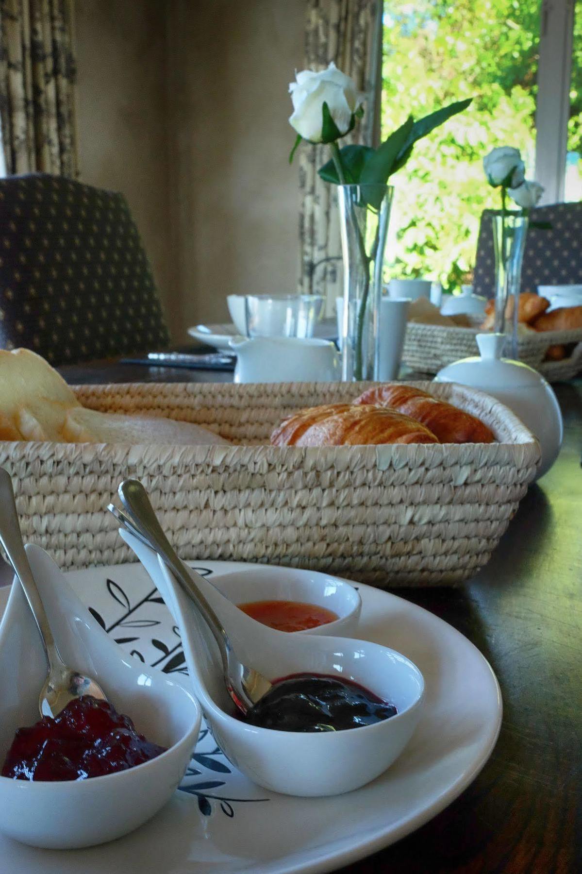 Tauhara Sunrise Lodge Таупо Екстериор снимка